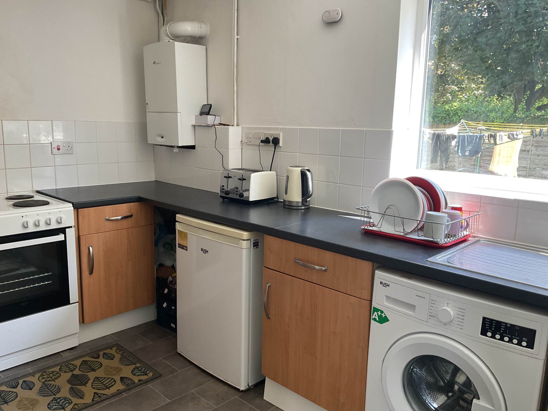 Additional Property Image 3 bedroom Semi Detached to rent in Carterton 5