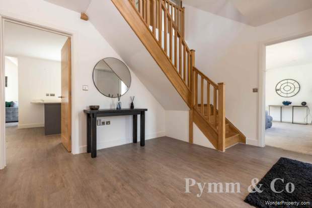 Additional Property Image 4 bedroom Detached for sale in Dereham 3