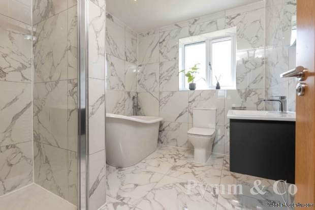 Additional Property Image 4 bedroom Detached for sale in Dereham 16