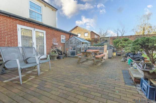 Additional Property Image 4 bedroom Detached for sale in Norwich 12