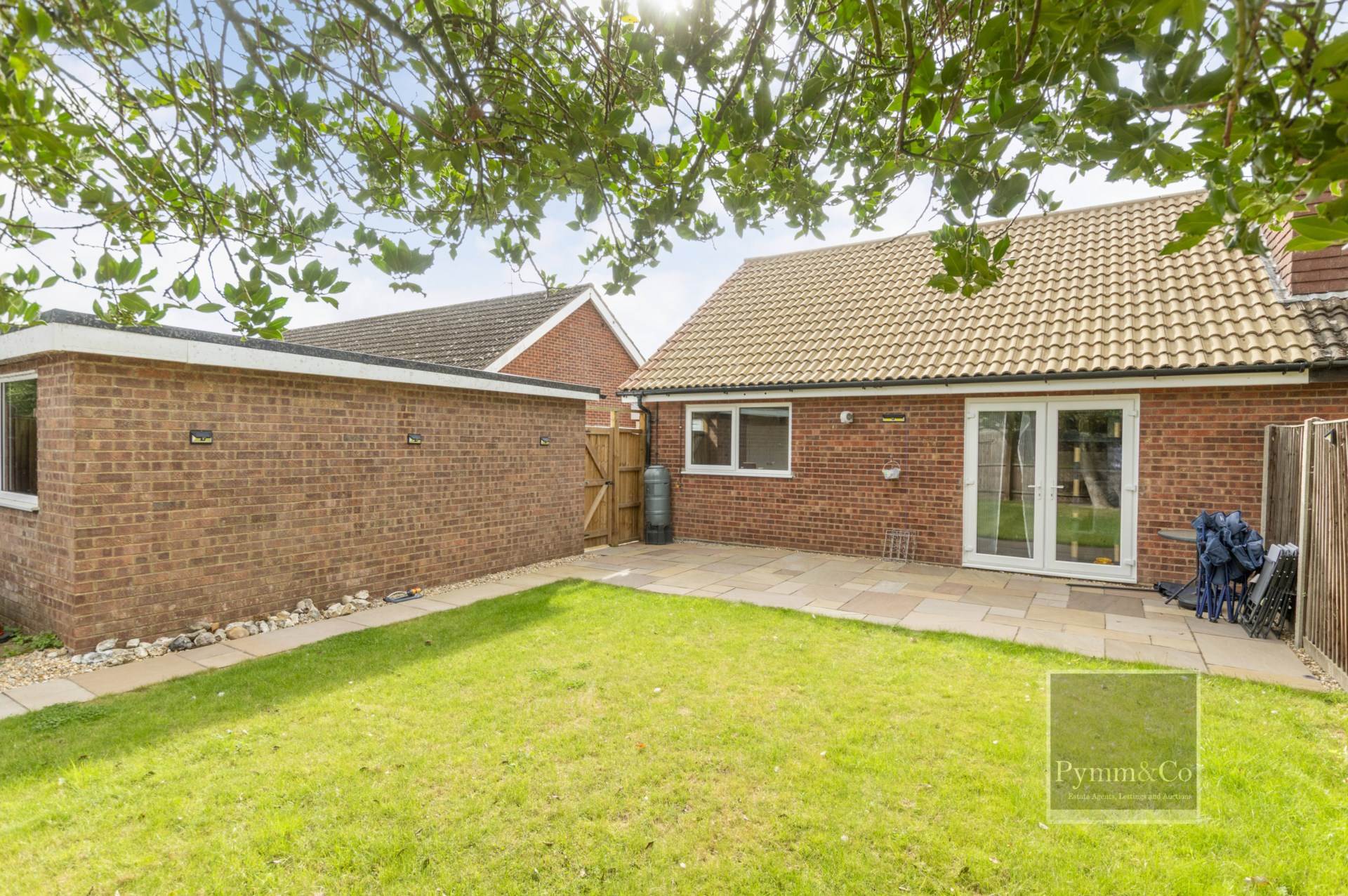 Additional Property Image 2 bedroom Bungalow for sale in Dereham 10
