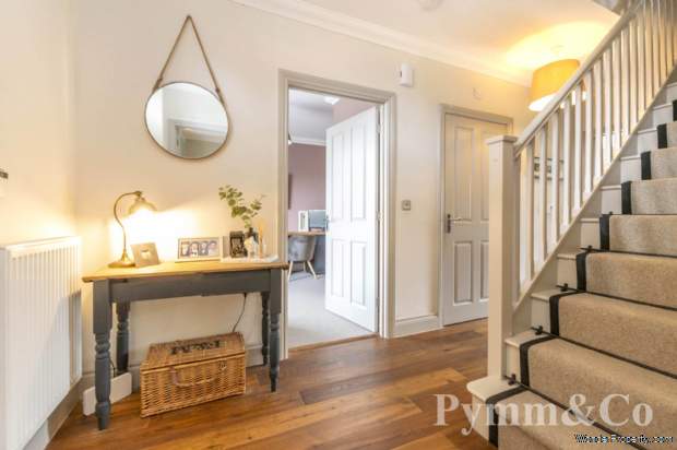 Additional Property Image 4 bedroom Detached for sale in Norwich 8
