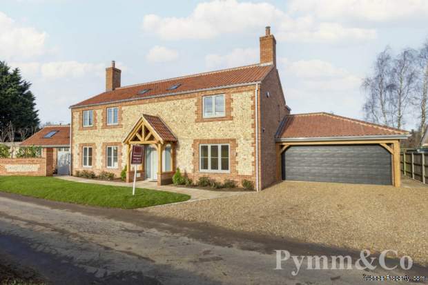 4 bedroom Detached for sale in Dereham
