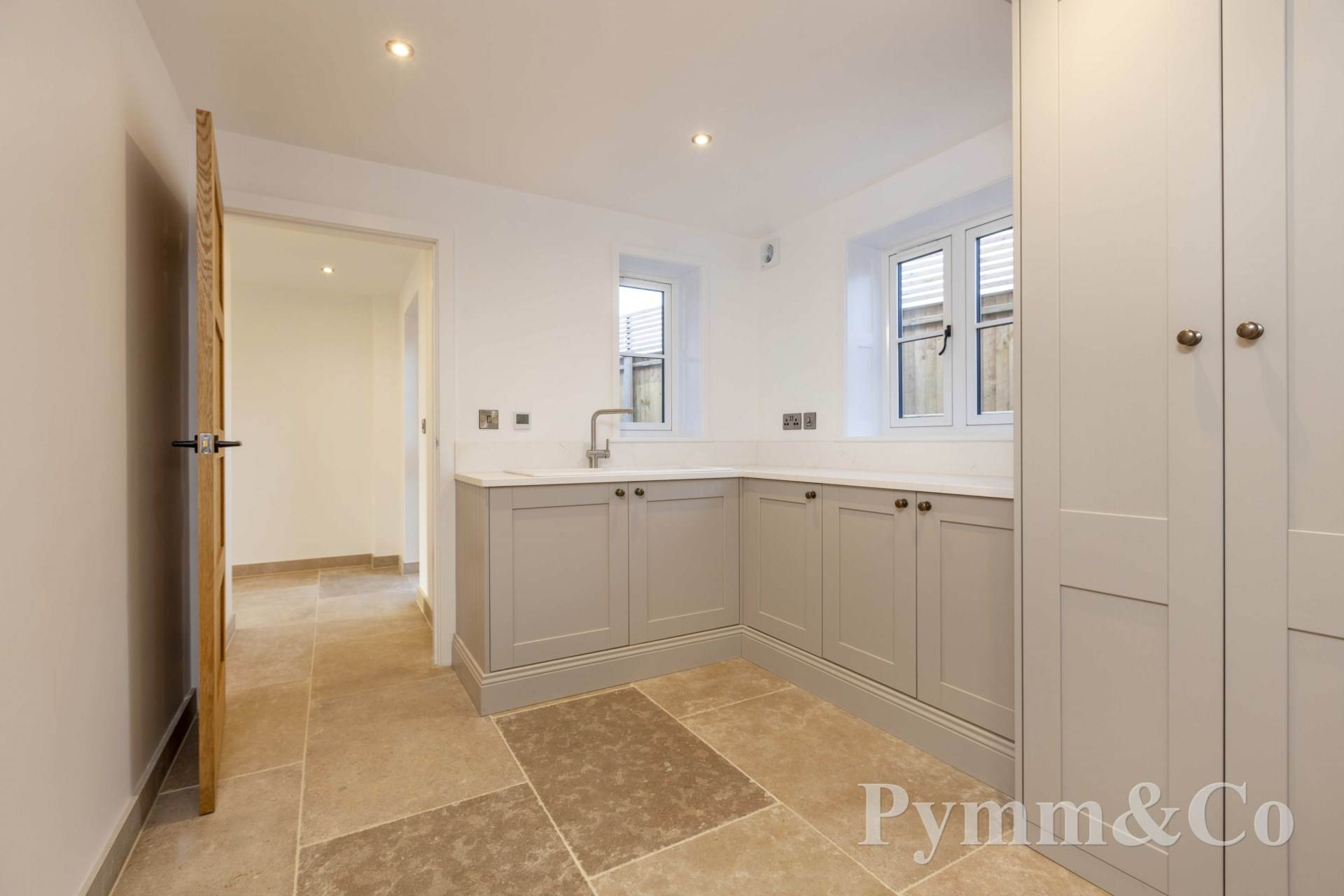 Additional Property Image 4 bedroom Detached for sale in Dereham 8