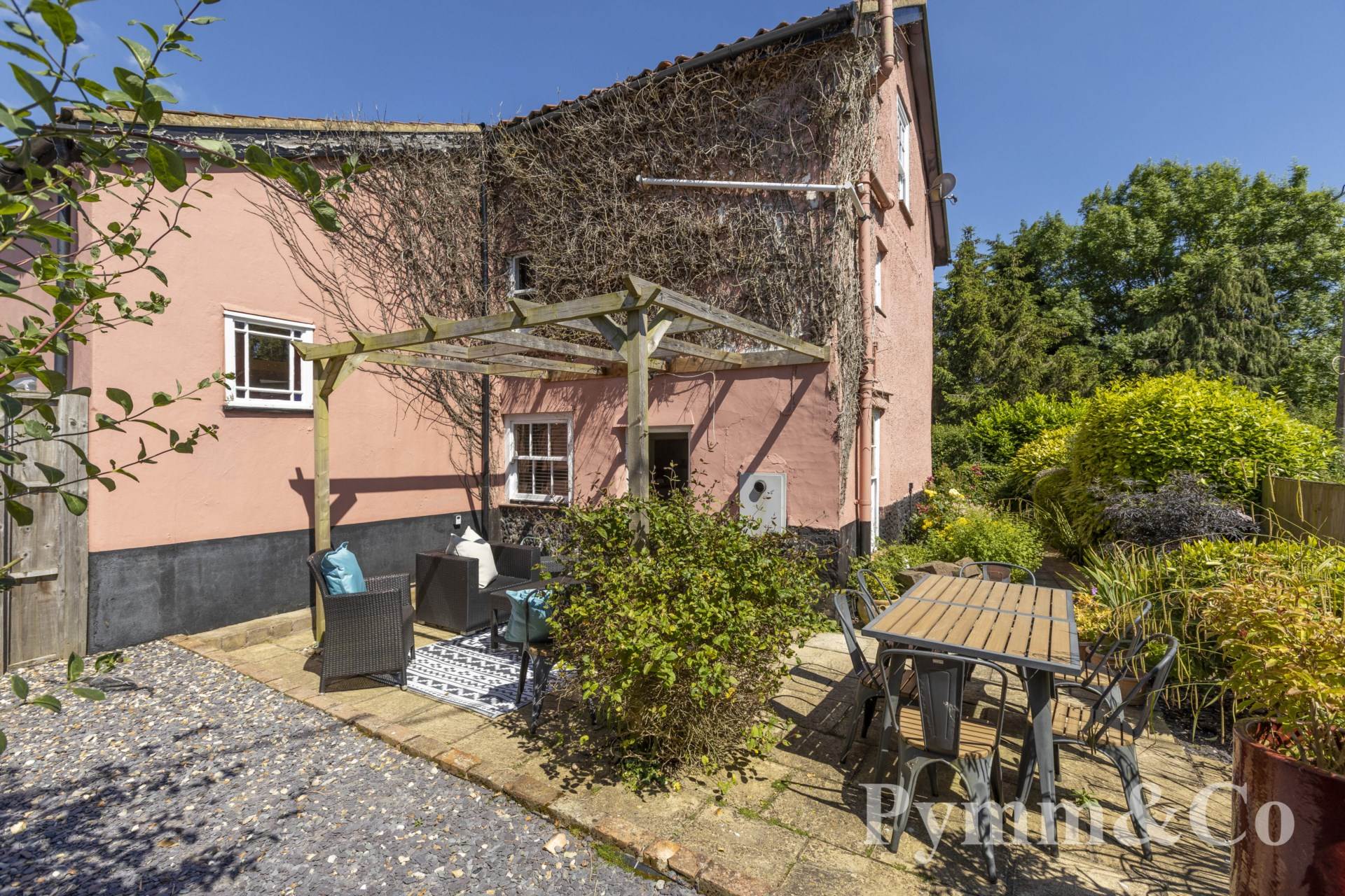 Additional Property Image 4 bedroom Detached for sale in Wymondham 3