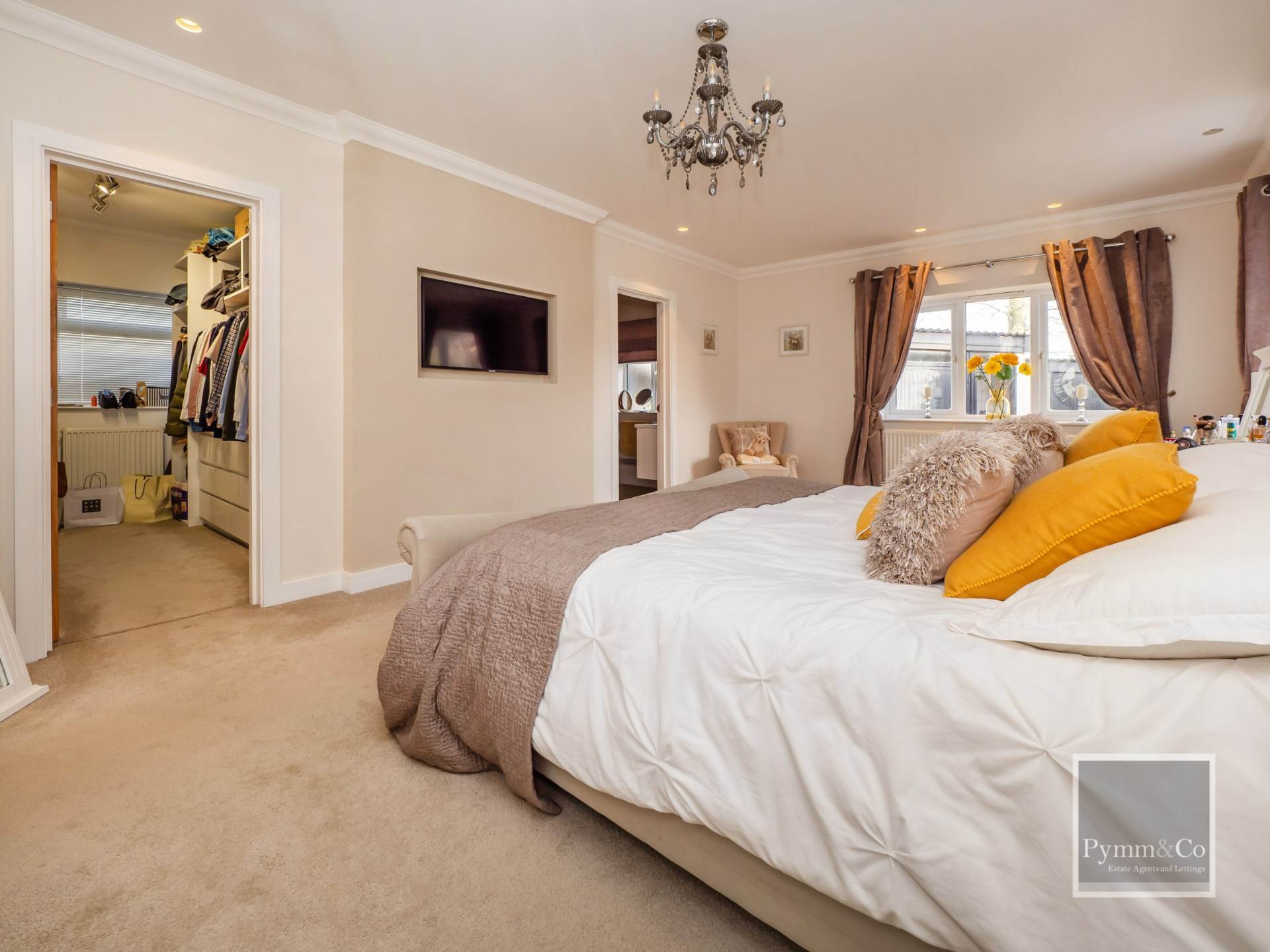 Additional Property Image 4 bedroom Detached for sale in Norwich 12