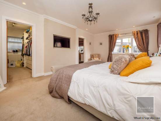 Additional Property Image 4 bedroom Detached for sale in Norwich 11