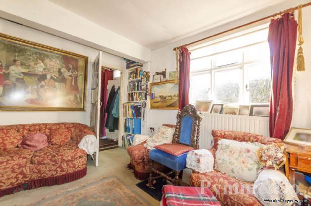 Additional Property Image 3 bedroom Cottage for sale in Stowmarket 3