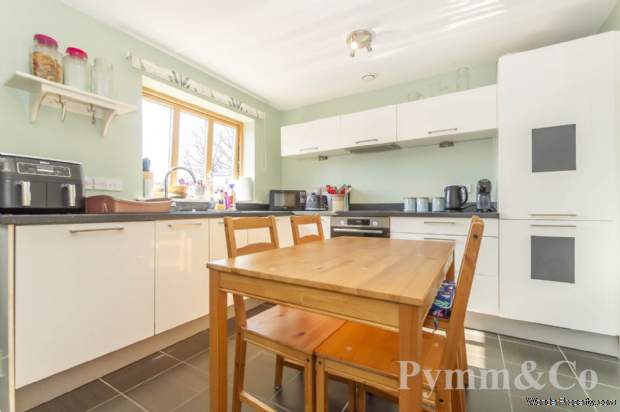 Additional Property Image 2 bedroom Terraced for sale in Norwich 4