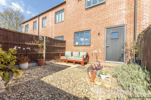 Additional Property Image 2 bedroom Terraced for sale in Norwich 11