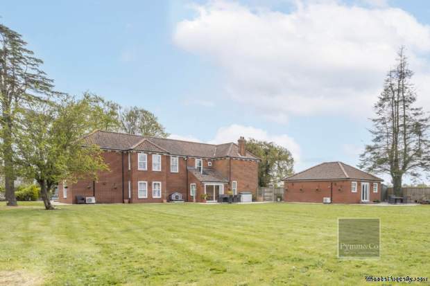 Additional Property Image 7 bedroom Detached for sale in Dereham 17