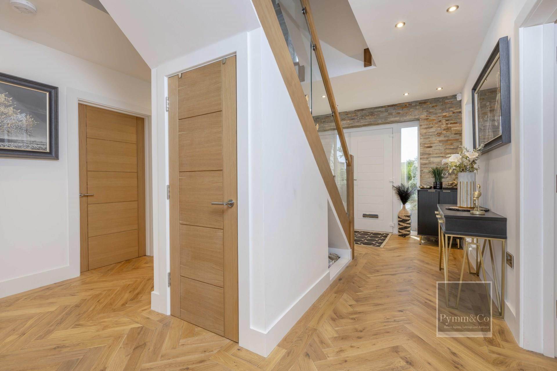 Additional Property Image 7 bedroom Detached for sale in Norwich 13