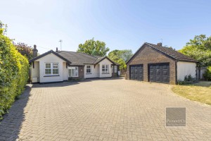 5 bedroom Detached Bungalow for sale in Norwich
