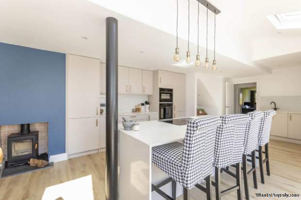 Additional Property Image 7 bedroom Detached for sale in Norwich 3