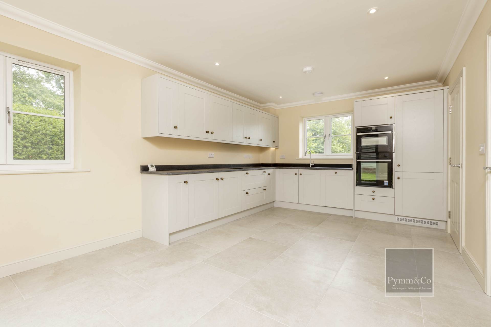 Additional Property Image 4 bedroom Detached for sale in Southwold 3