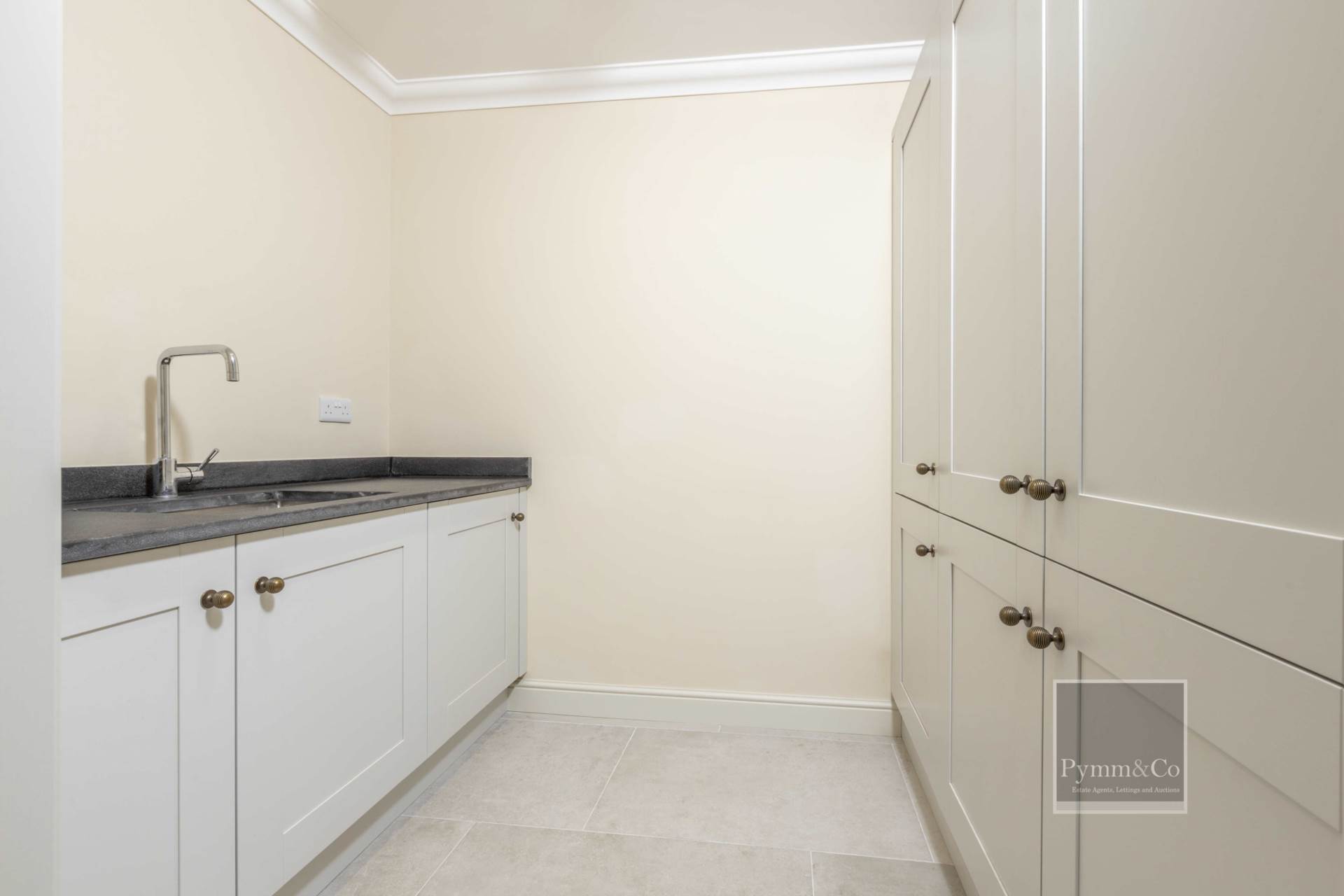 Additional Property Image 4 bedroom Detached for sale in Southwold 5