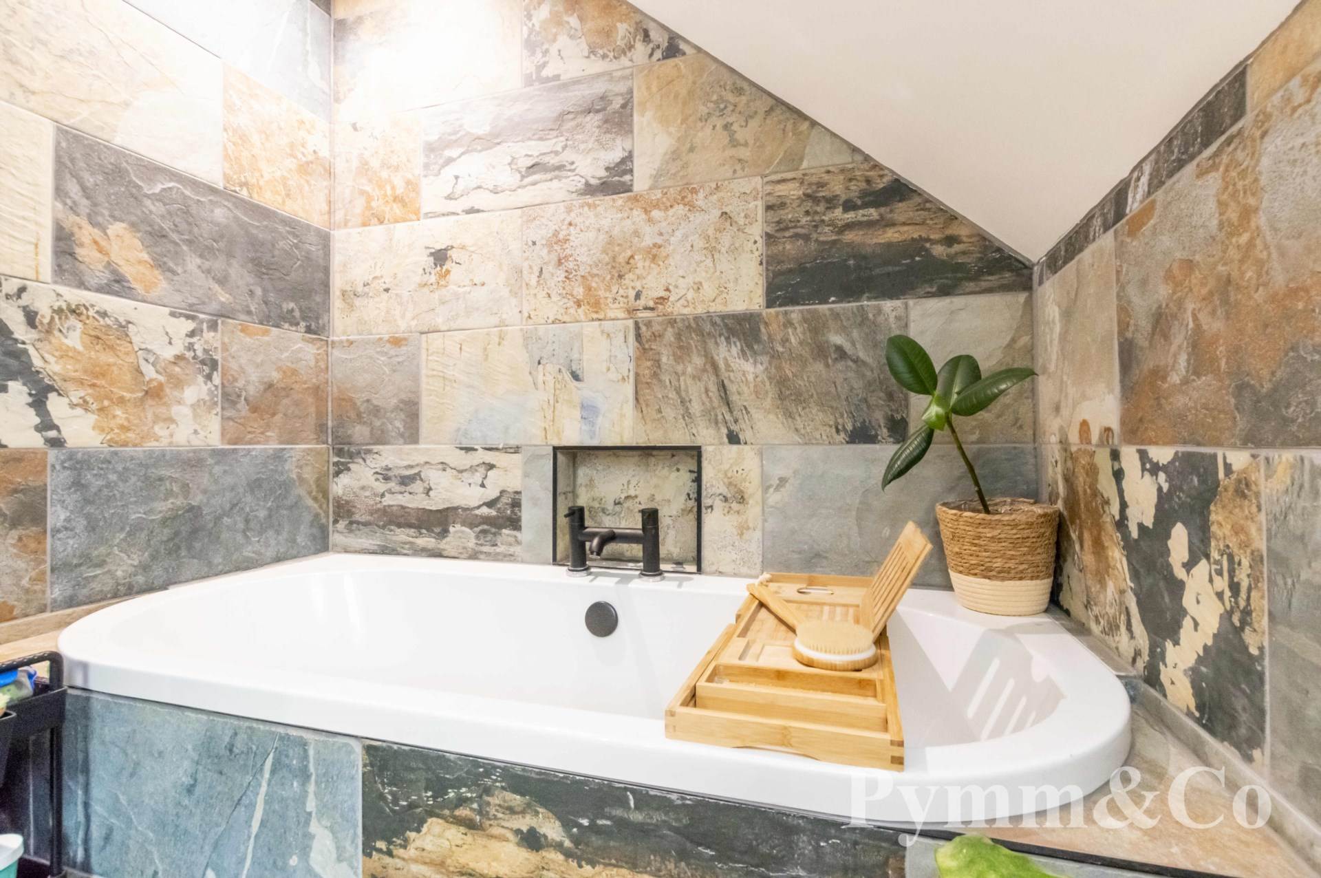 Additional Property Image 5 bedroom Detached for sale in Norwich 18