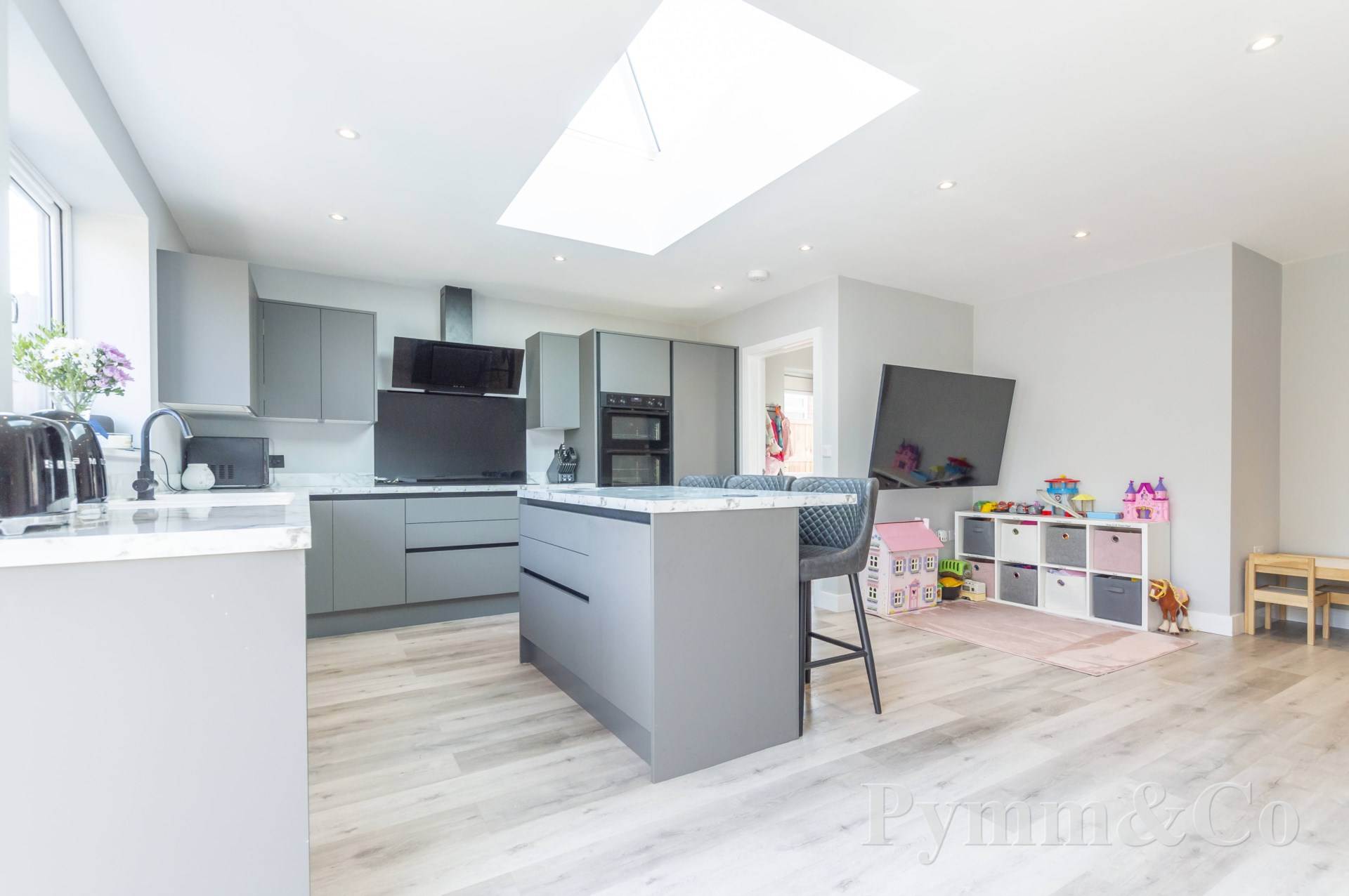 Additional Property Image 3 bedroom Semi Detached Bungalow for sale in Norwich 2
