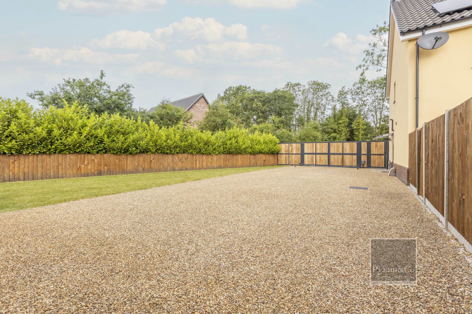 Additional Property Image 5 bedroom Detached for sale in Attleborough 24