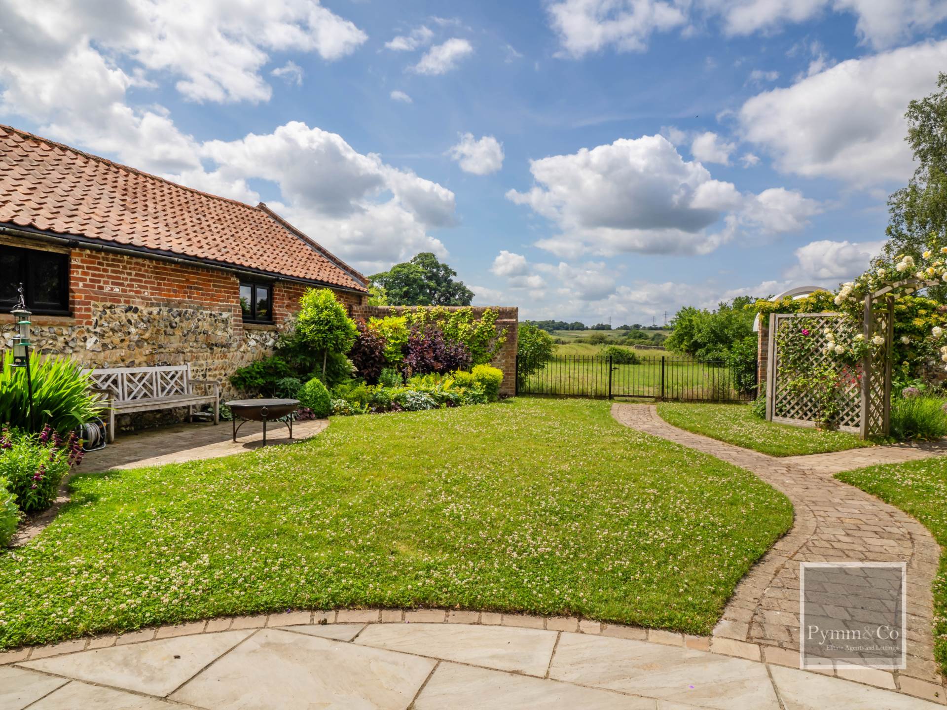 Additional Property Image 4 bedroom Detached for sale in Norwich 21