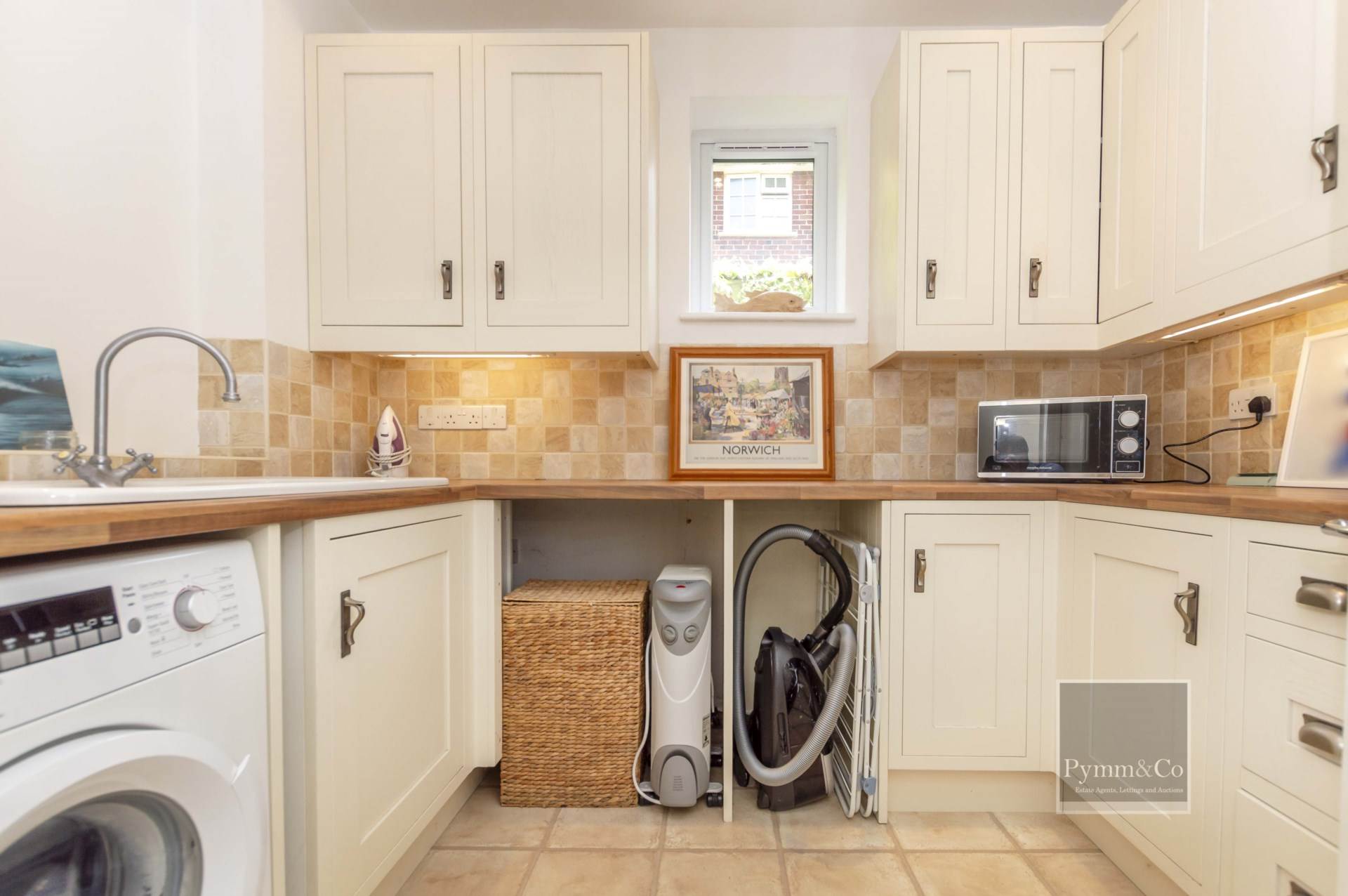 Additional Property Image 4 bedroom Detached for sale in Norwich 9