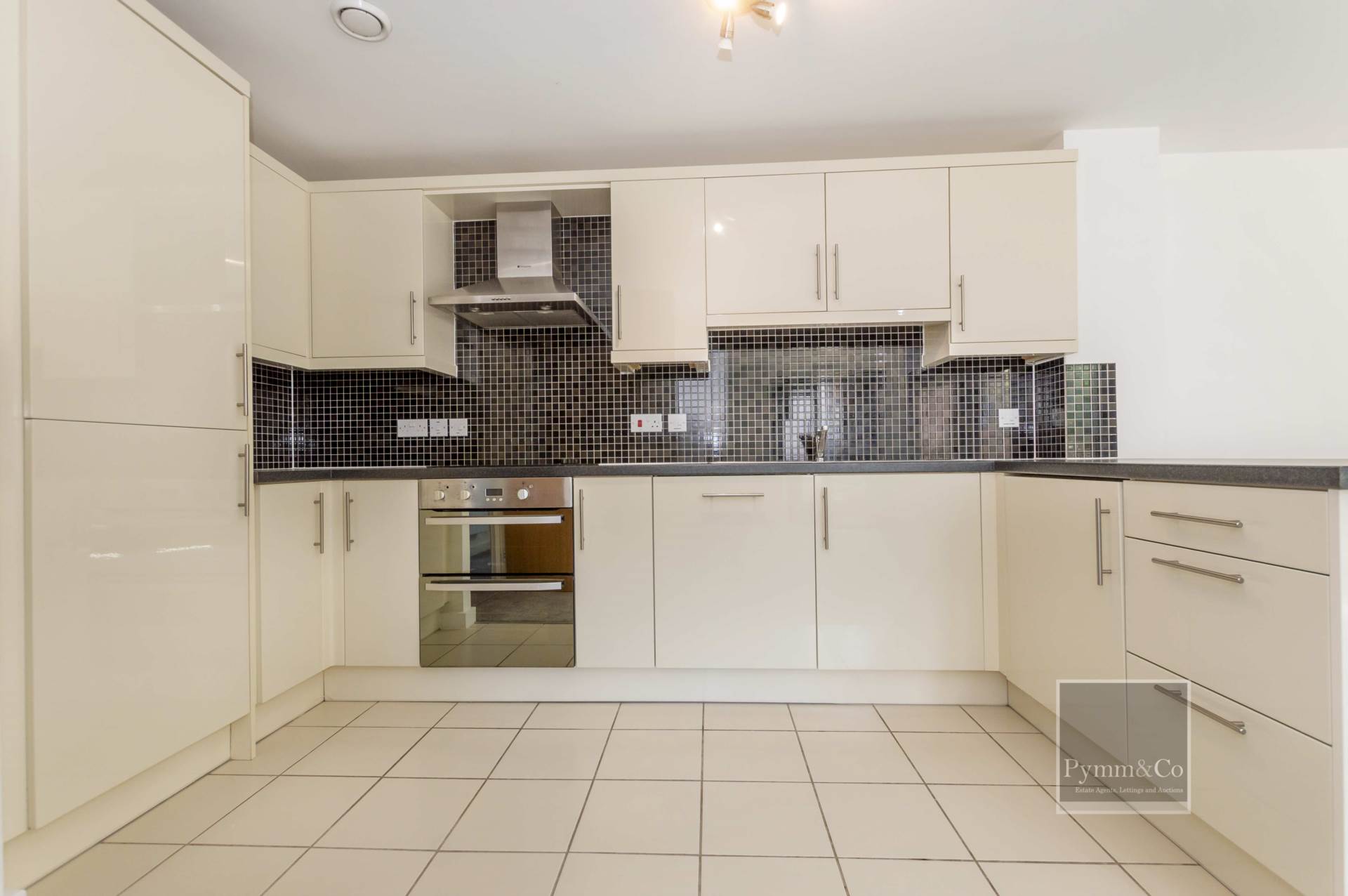 Additional Property Image 2 bedroom Apartment for sale in Norwich 4