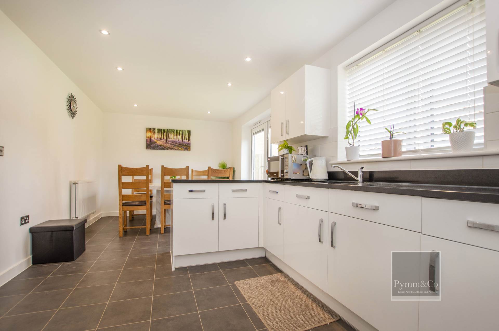 Additional Property Image 4 bedroom Detached for sale in Norwich 3