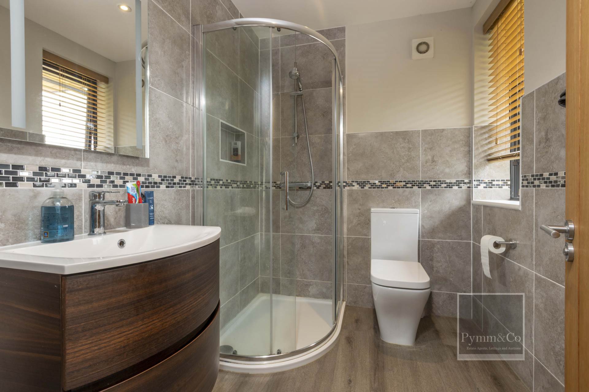 Additional Property Image 4 bedroom Detached for sale in Norwich 13