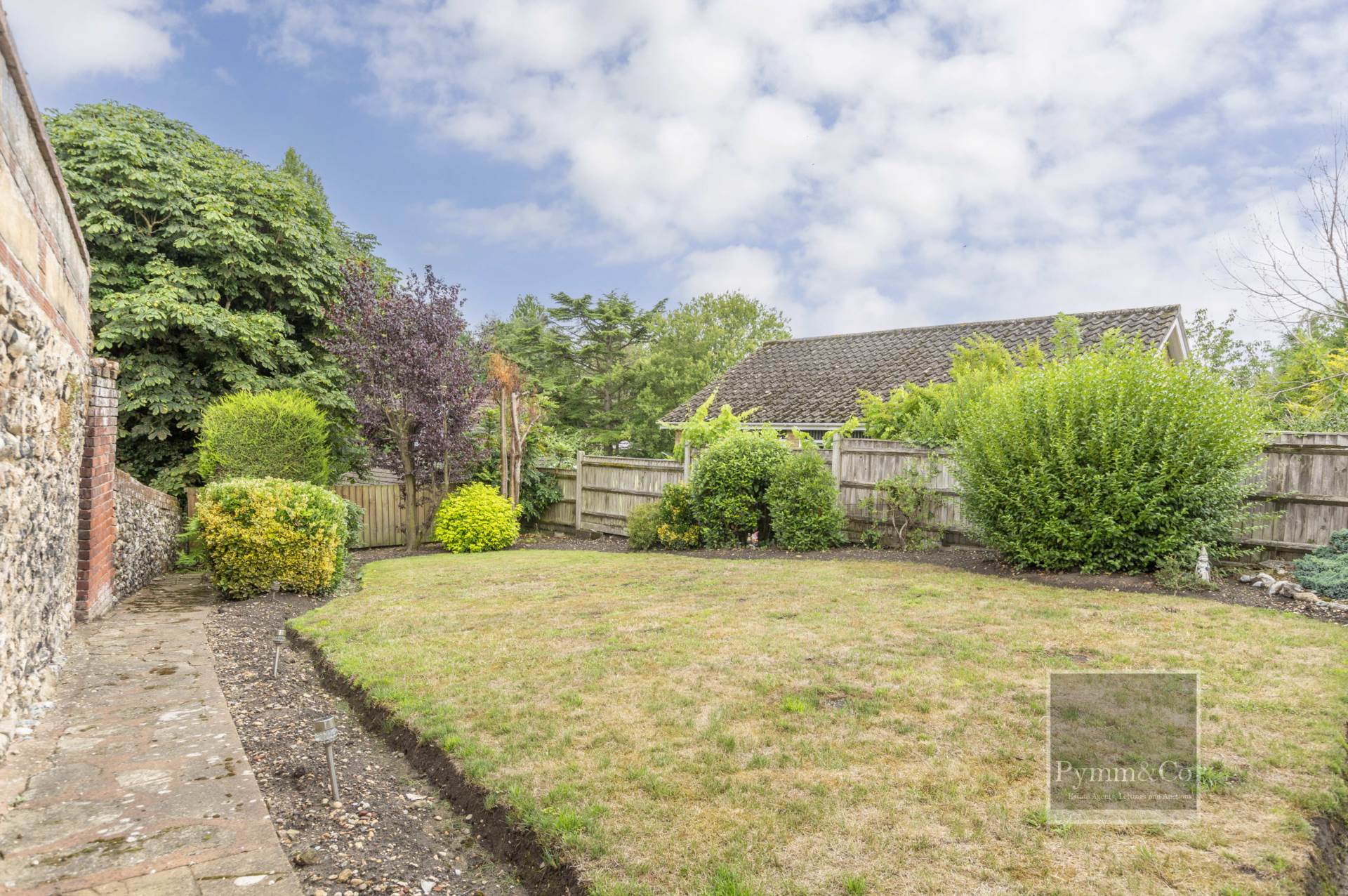 Additional Property Image 2 bedroom Detached Bungalow for sale in Norwich 14
