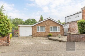 2 bedroom Detached Bungalow for sale in Norwich