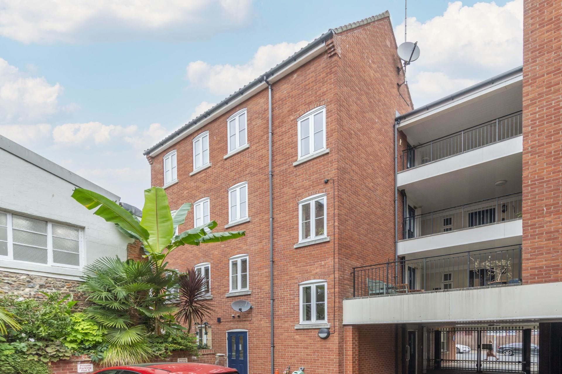 Additional Property Image 2 bedroom Apartment for sale in Norwich 12