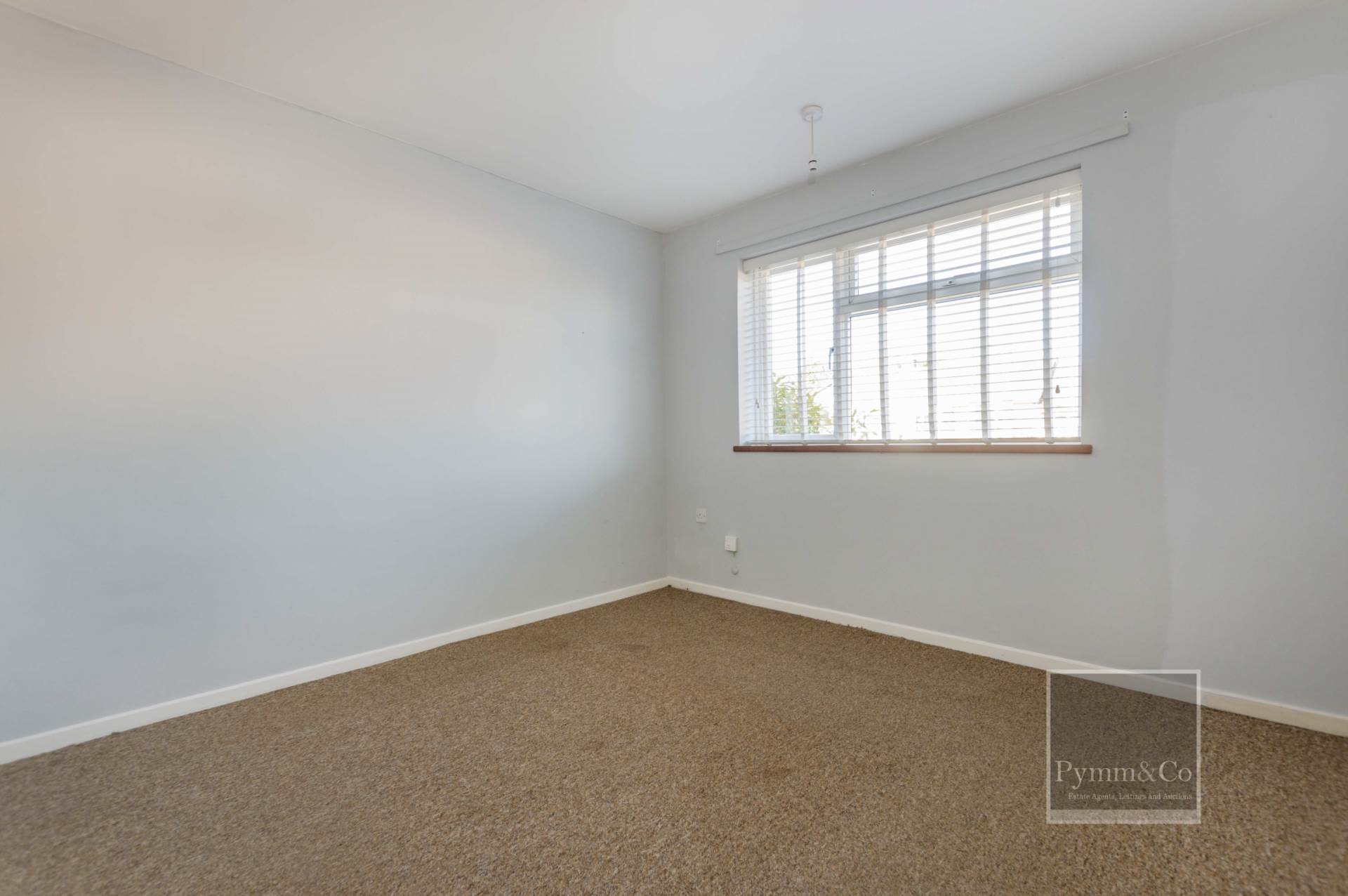 Additional Property Image 2 bedroom Semi Detached Bungalow for sale in Norwich 5