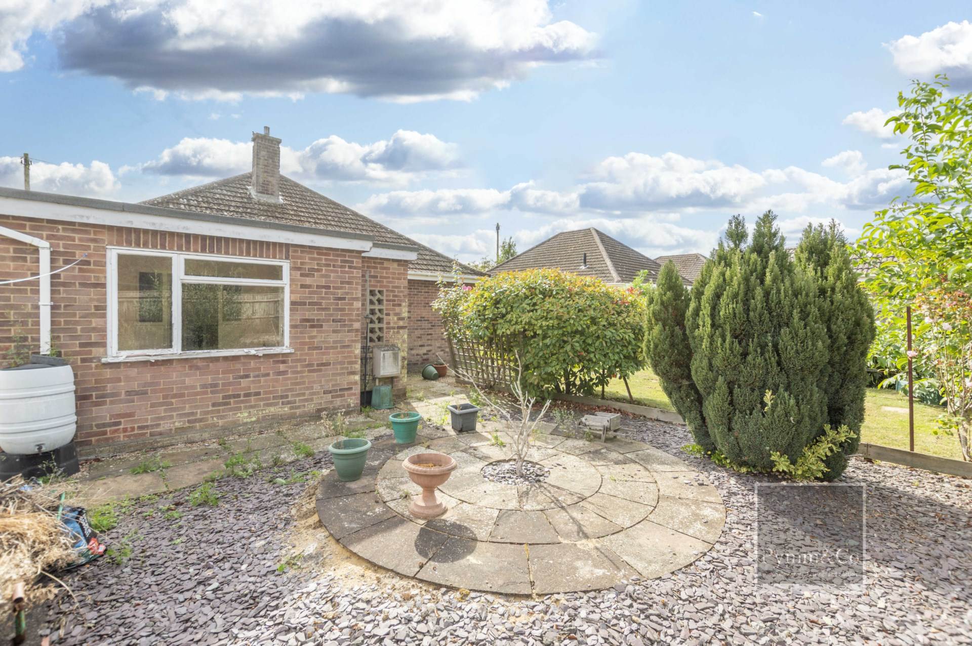 Additional Property Image 3 bedroom Detached Bungalow for sale in Wymondham 13