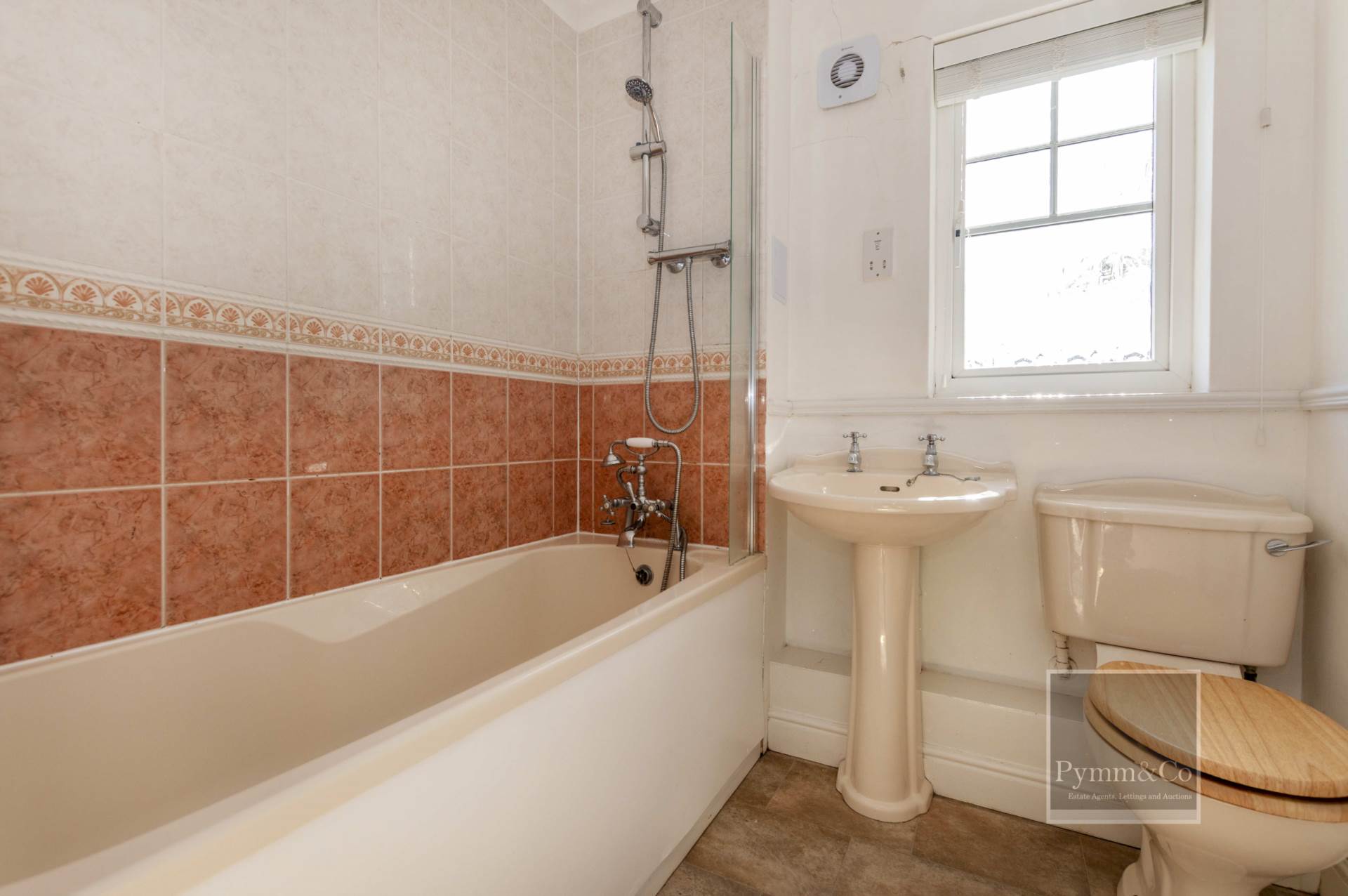 Additional Property Image 4 bedroom Detached for sale in Norwich 11