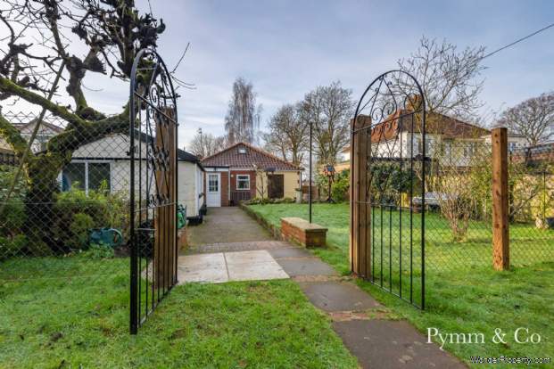 Additional Property Image 2 bedroom Detached Bungalow for sale in Norwich 13