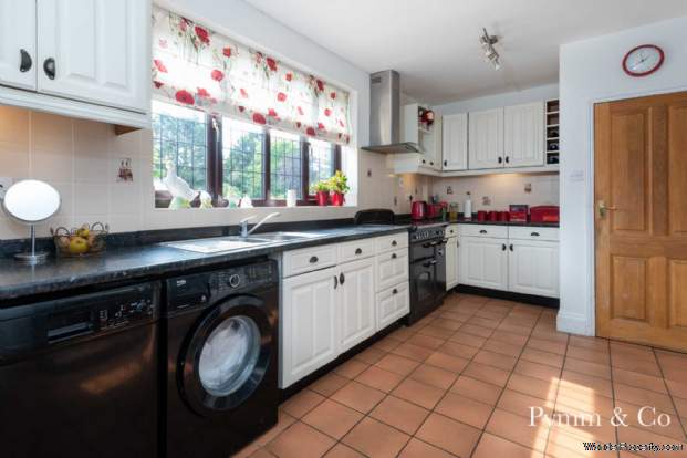 Additional Property Image 6 bedroom Detached for sale in Norwich 7