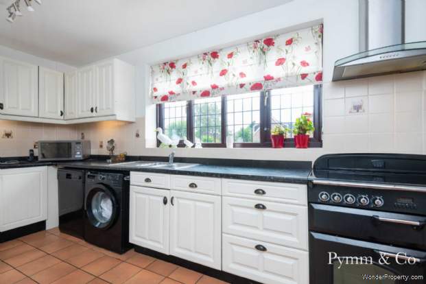 Additional Property Image 6 bedroom Detached for sale in Norwich 8