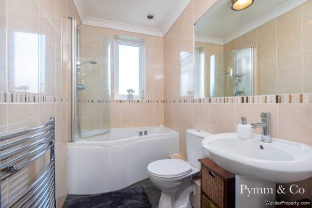 Additional Property Image 2 bedroom Detached Bungalow for sale in Norwich 12