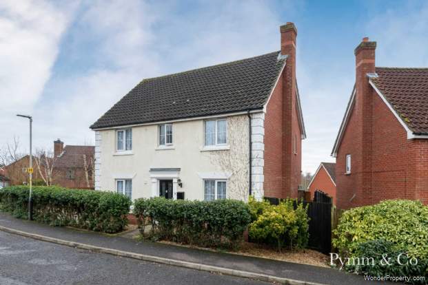 5 bedroom Detached for sale in Norwich