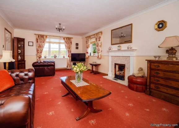 Additional Property Image 4 bedroom Detached for sale in Norwich 4