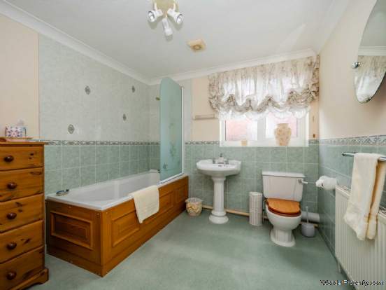 Additional Property Image 4 bedroom Detached for sale in Norwich 17
