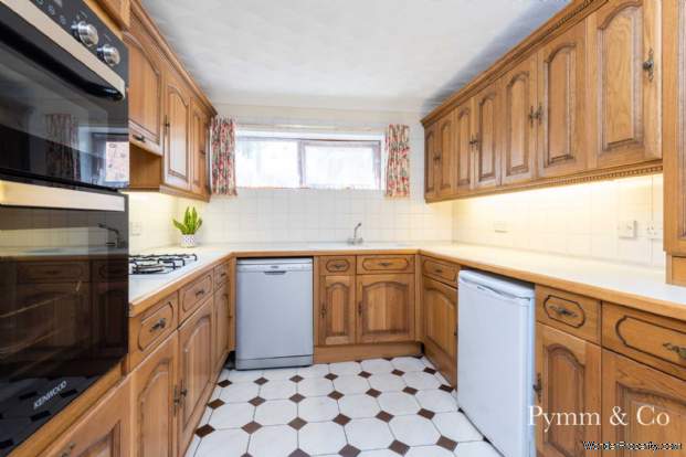Additional Property Image 3 bedroom Detached for sale in Norwich 12