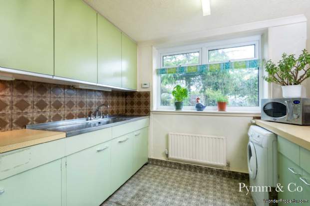 Additional Property Image 3 bedroom Detached Bungalow for sale in Norwich 4