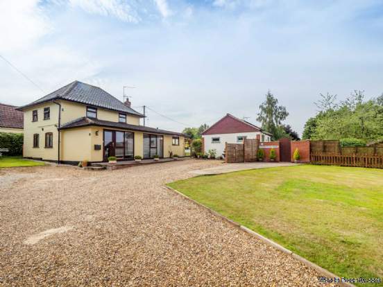 4 bedroom Detached for sale in Norwich