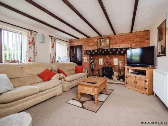 Additional Property Image 4 bedroom Detached for sale in Norwich 2