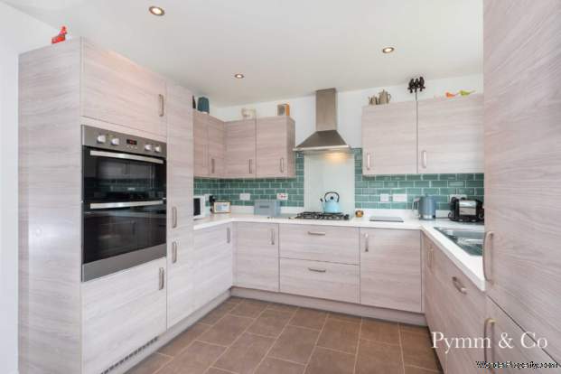 Additional Property Image 4 bedroom Detached for sale in Norwich 3