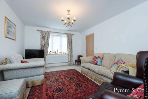 Additional Property Image 4 bedroom Detached for sale in Norwich 10