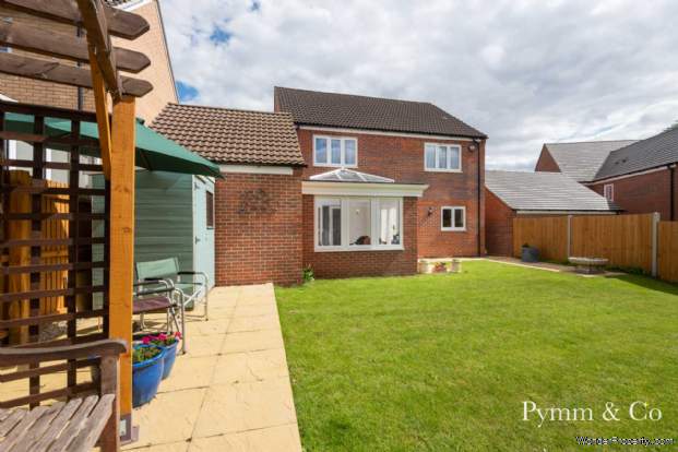 Additional Property Image 4 bedroom Detached for sale in Norwich 17