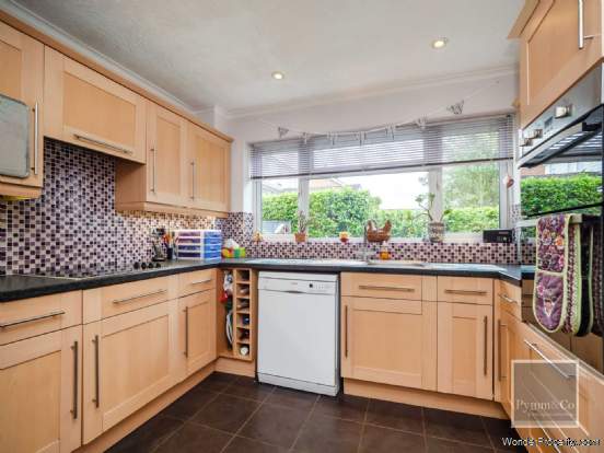 Additional Property Image 4 bedroom Detached for sale in Norwich 8
