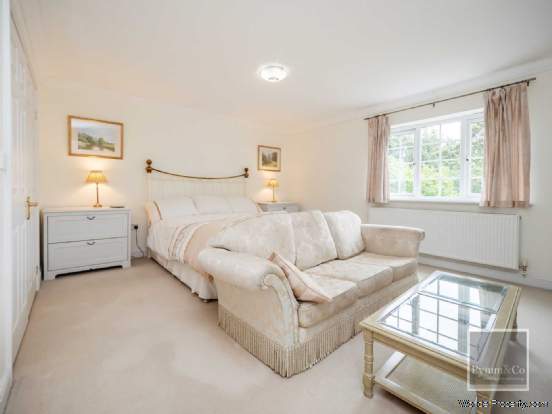 Additional Property Image 4 bedroom Detached for sale in Norwich 11